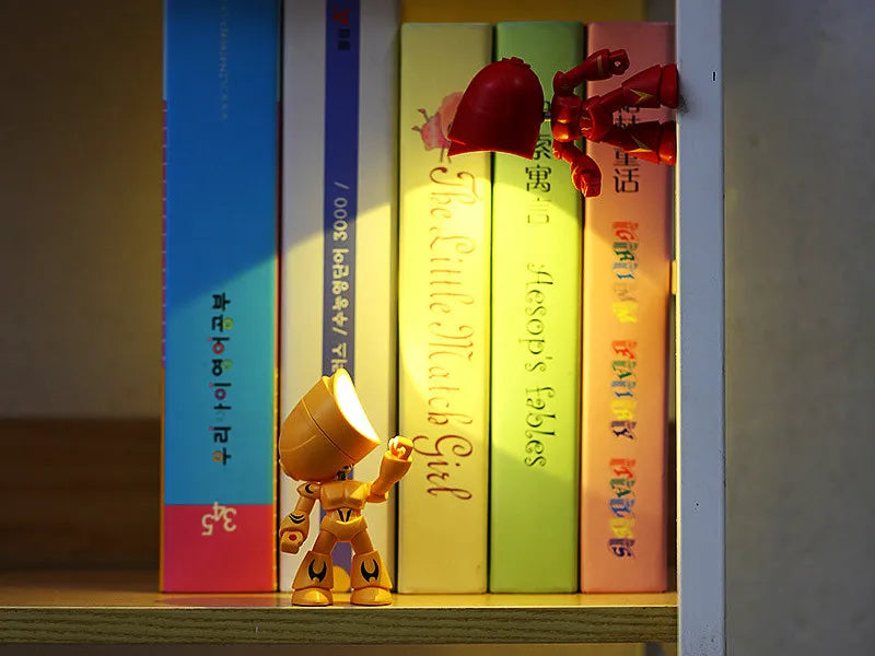 Luce Notturna LED A Forma Di Eroe Dei Cartoni Animati Lampada Da Tavolo Per Cameretta Regalo Bambini