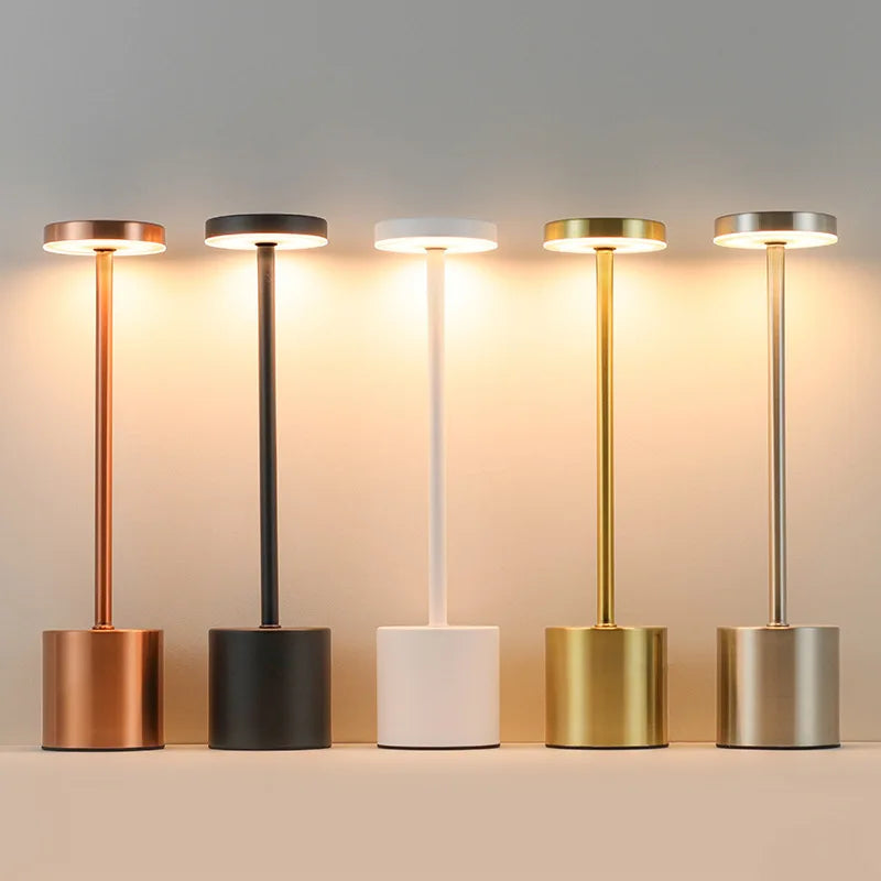 Lampada Da Tavolo Touch Led Ricaricabile Per Comodino E Scrivania Luce Notturna Ambientale Design Moderno