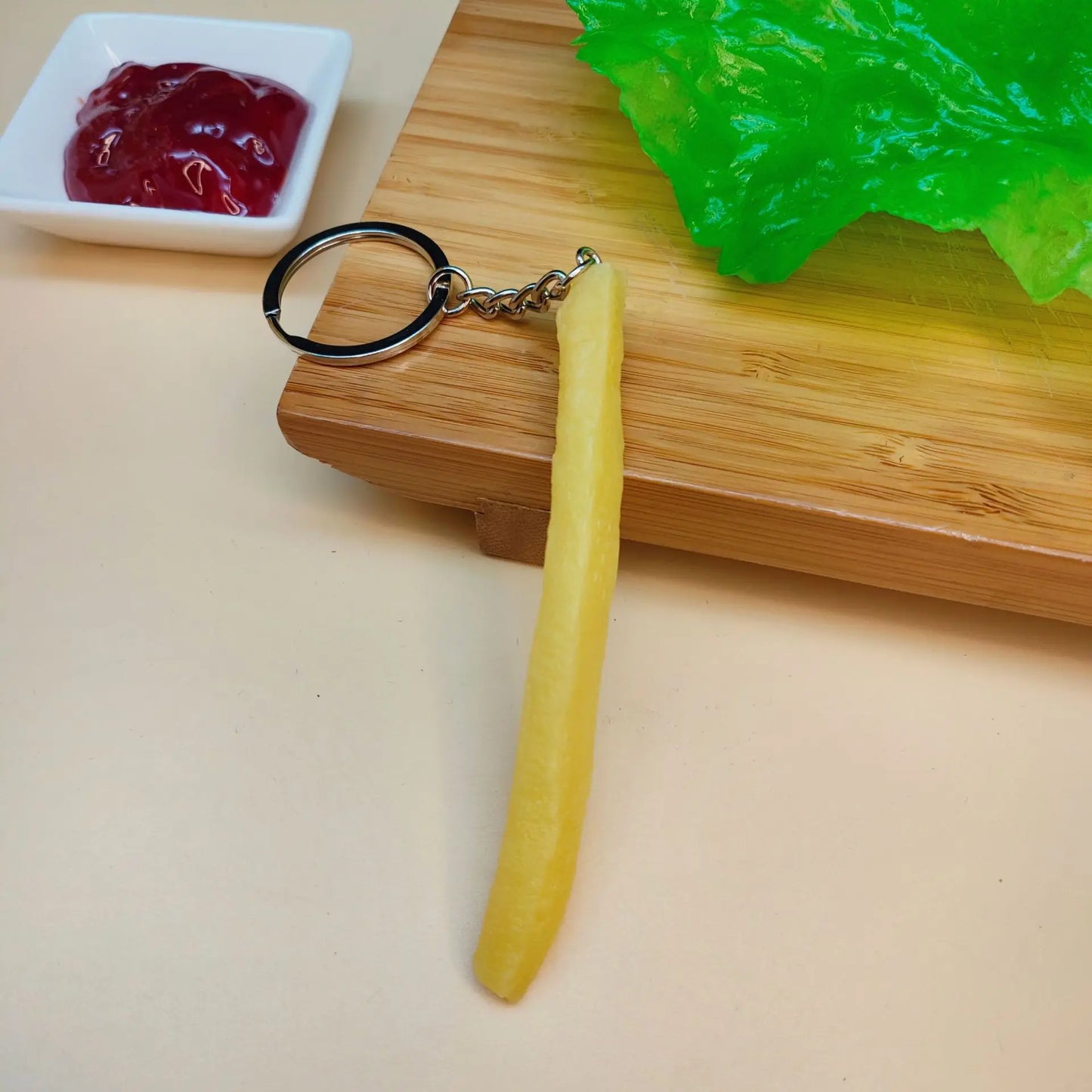 Portachiavi con patatine fritte di pollo fritto, pepite di pollo fritto, cibo simulato, modello giocattolo, portachiavi, borsa per telefono per auto, ciondolo, ornamento regalo