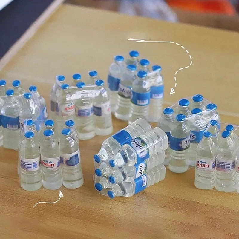 1:12 Casa delle bambole Mini Simulazione Bottiglia d'acqua minerale Modello Casa delle bambole fai da te Accessori per la decorazione della casa Bambini Giochi di imitazione Giocattoli