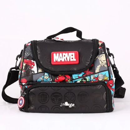 Zaino Scolastico Marvel Australiano, Grande Capacità, Leggero, con Borsa Pranzo e Charm da Collezione, Serie Regalo con Ornamenti