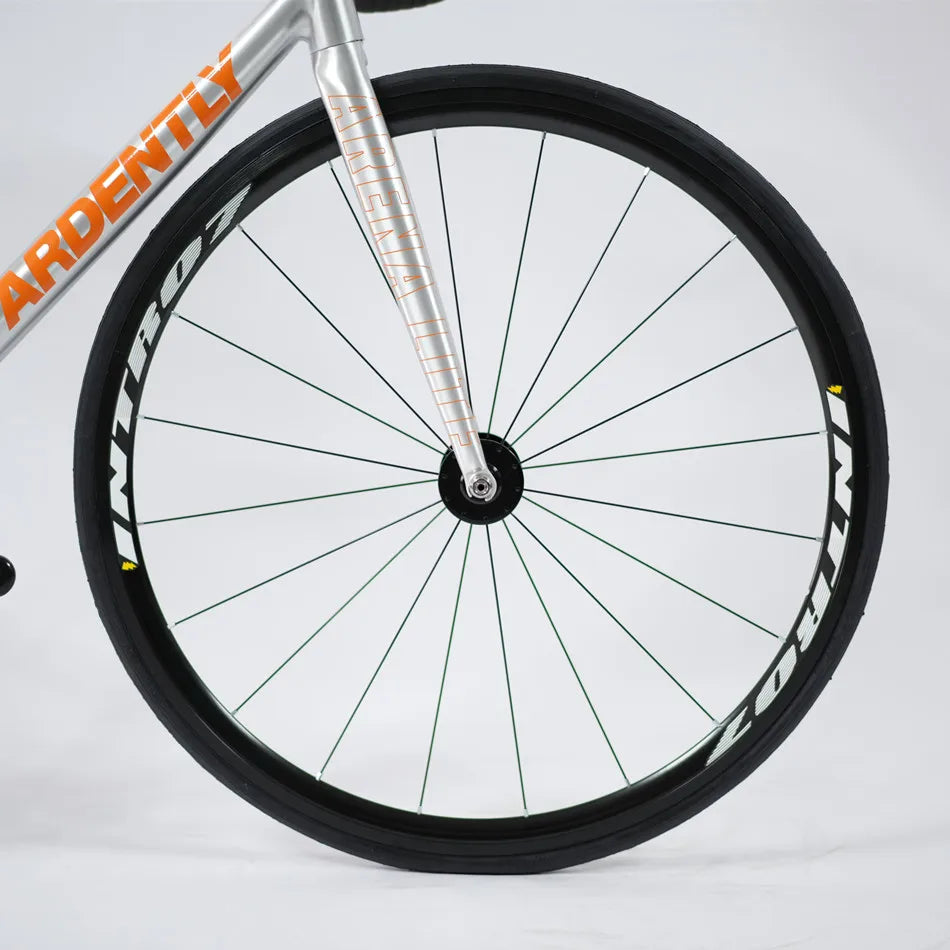 Ardently LITE Bici a scatto fisso 700C 6069 Telaio in alluminio Bicicletta completa Fixie Track a velocità singola con mozzi con cuscinetti industriali