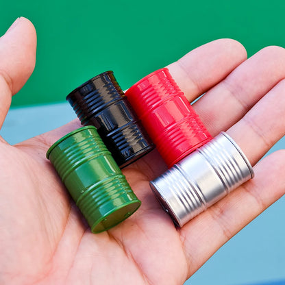 Set da 4 Contenitori in Miniatura Tamburo Dell'Olio in Resina per Diorama Camion e Scrivania