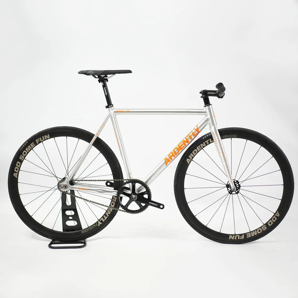 Ardently LITE Bici a scatto fisso 700C 6069 Telaio in alluminio Bicicletta completa Fixie Track a velocità singola con mozzi con cuscinetti industriali