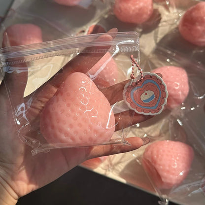 Giocattolo Squishy Fidget Taba alla fragola - Giocattolo antistress a rimbalzo lento per bambini, adulti, bomboniere per ufficio e bomboniere - Regalo da spremere