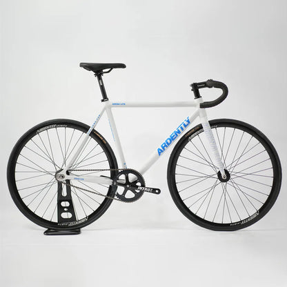 Ardently LITE Bici a scatto fisso 700C 6069 Telaio in alluminio Bicicletta completa Fixie Track a velocità singola con mozzi con cuscinetti industriali