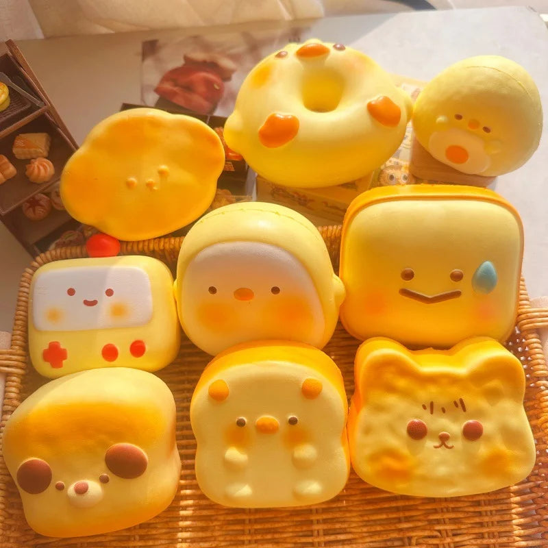 Squishy simpatico cartone animato simulato pane spremere giocattolo morbido antistress lento aumento sensoriale agitarsi per regali di ansia per bambini adulti