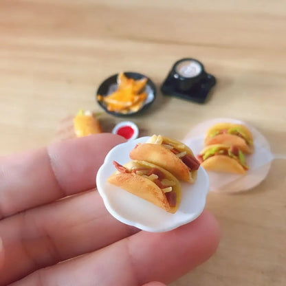 1/12 Bilancia Casa Delle Bambole In Miniatura tacos Cottura burrito per Blyth OB11 BJD Casa di Bambola Cucina Gioca Giocattoli Accessori