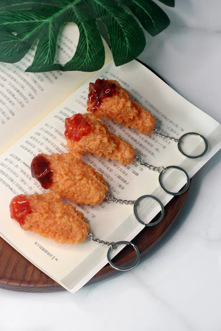 Portachiavi con patatine fritte di pollo fritto, pepite di pollo fritto, cibo simulato, modello giocattolo, portachiavi, borsa per telefono per auto, ciondolo, ornamento regalo