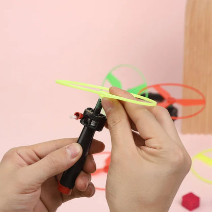 6 pezzi per bambini tirare la corda giocattolo volante elica elicottero giocattoli per bambini all'aperto gioco divertente sport volare Spin Top giocattoli per lo sviluppo dei bambini