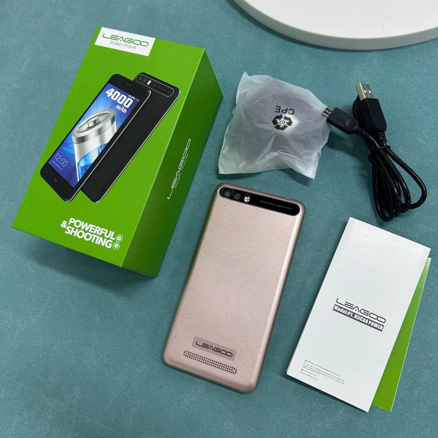 LEAGOO P1 Smartphone 4G 5.0 Pollici MTK 1GB RAM 8GB ROM 8MP Dual SIM WIFI 4000mAh Android 7.0 Touchscreen Capacitivo