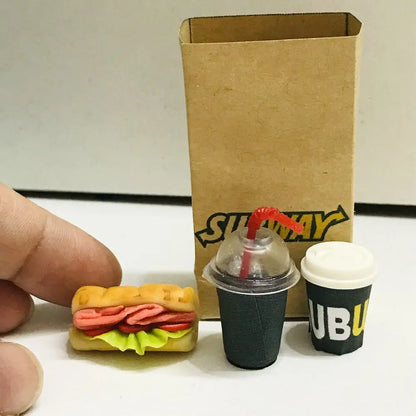 Set Cibo Miniatura Per Casa Delle Bambole 4 Pezzi Pane Caffè Fast Food Realistici